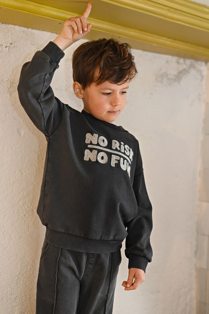 Sturdy: hippe kinderkleding voor jongens bij Fo & Fie winkel vlakbij Aalst en Dendermonde Sturdy: hippe kinderkleding voor jongens bij Fo & Fie winkel vlakbij Aalst en Dendermonde