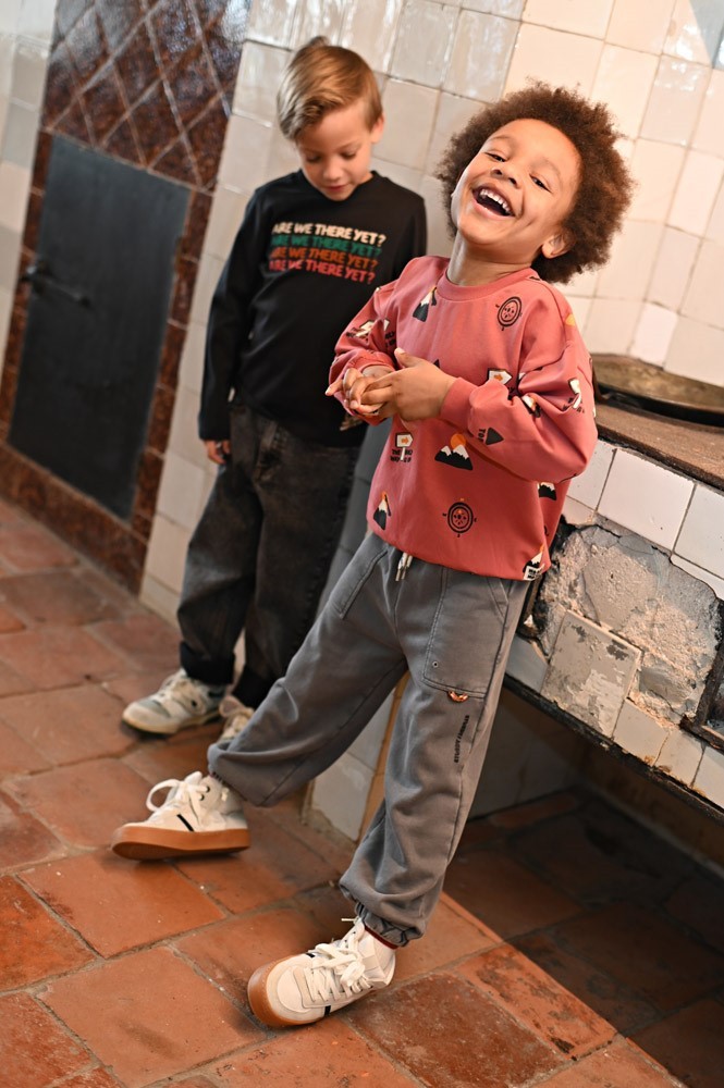 Sturdy: hippe kinderkleding voor jongens bij Fo & Fie winkel vlakbij Aalst en Dendermonde Sturdy: hippe kinderkleding voor jongens bij Fo & Fie winkel vlakbij Aalst en Dendermonde